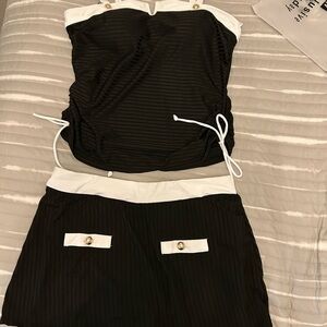 NWT Black & White 2-Piece Swimsuit – Gold Button Accents – Women’s L